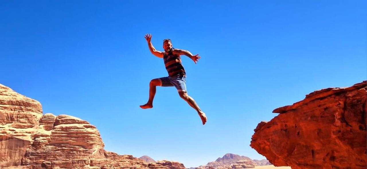 Bedouin Holidays Camp And Jeep Tours Wadi Rum Buitenkant foto