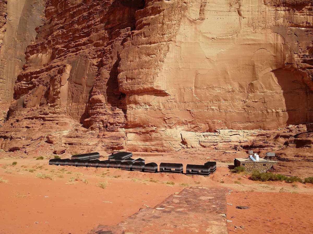 Bedouin Holidays Camp And Jeep Tours Wadi Rum Buitenkant foto